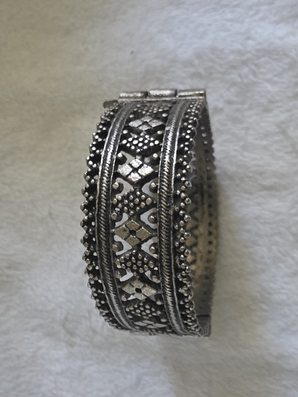 Vintage Tribal Silver Hinged Cuff Bracelet Wide Bangle Locking Pin Clasp